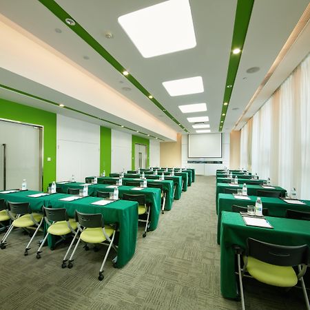 Holiday Inn Express Leshan City Square By Ihg High Speed Rail And Leshan Giant Buddha Dış mekan fotoğraf